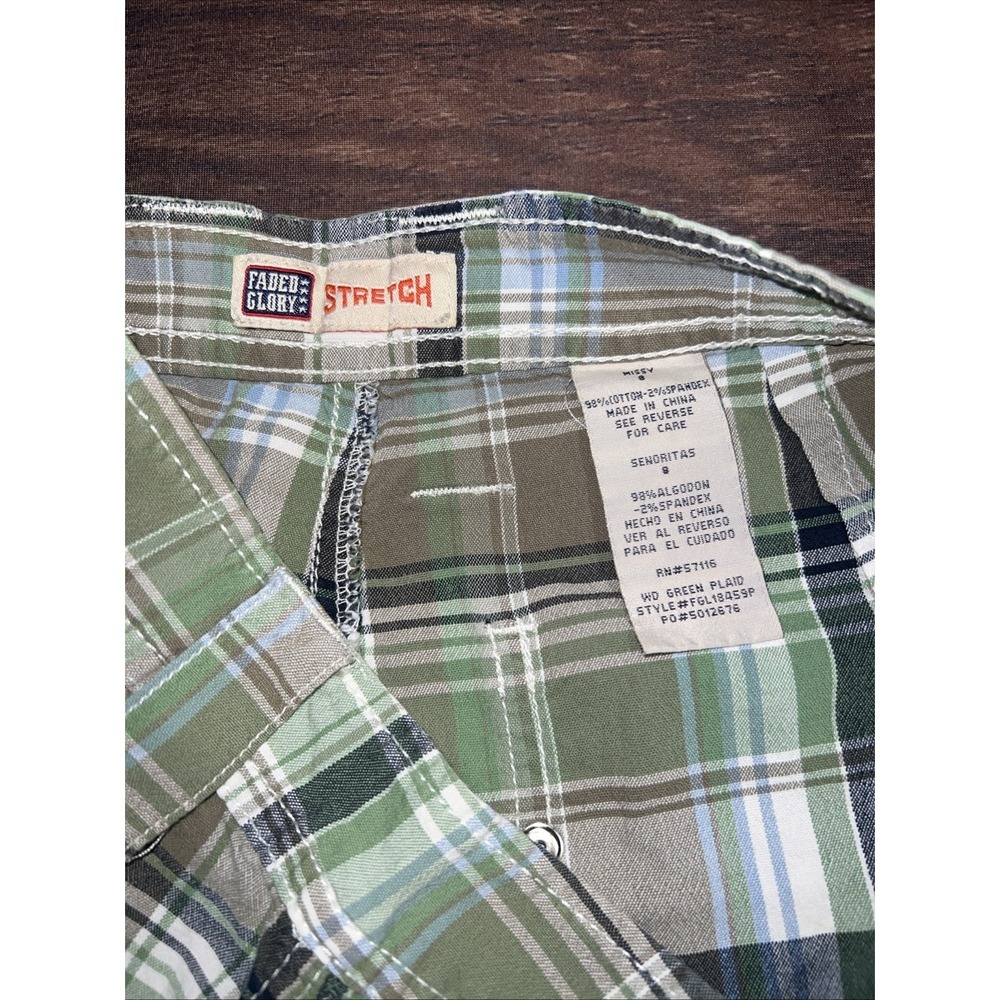 Faded Glory Stretch Y2K Womens Plaid Shorts Size 8 Green Blue - Picture 2 of 8